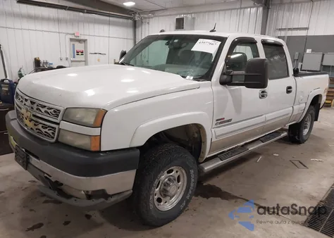 2005 Chevrolet Silverado 2500Hd Lt z USA, uszkodzony, nr VIN 1GCHK23255F968816